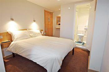 Rosemount Hotel Heathrow 豪士罗 外观 照片
